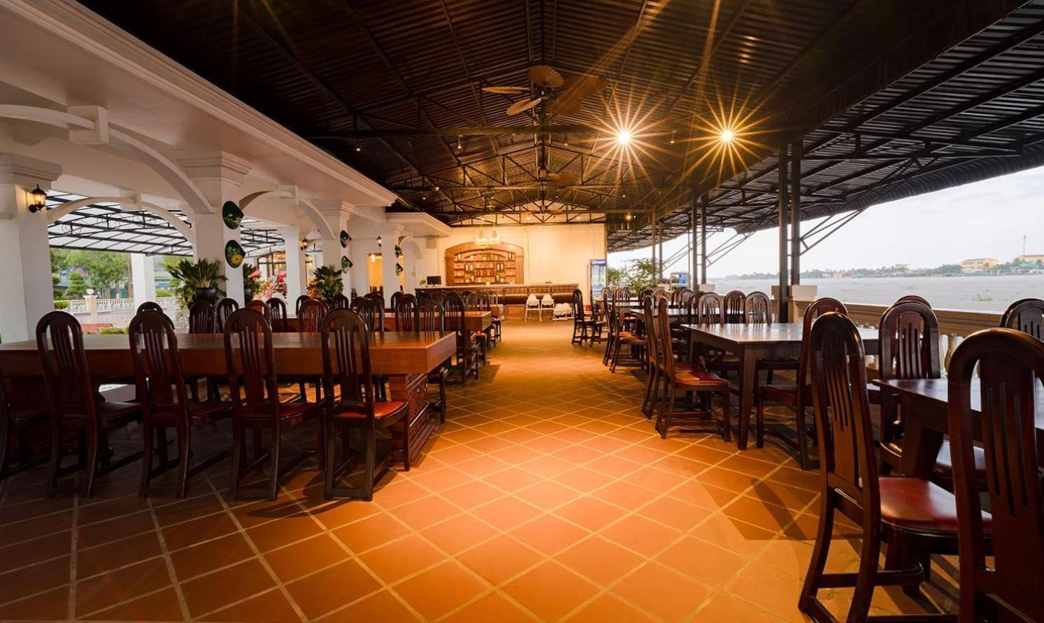 Chuong Duong Hotel 美拖 外观 照片